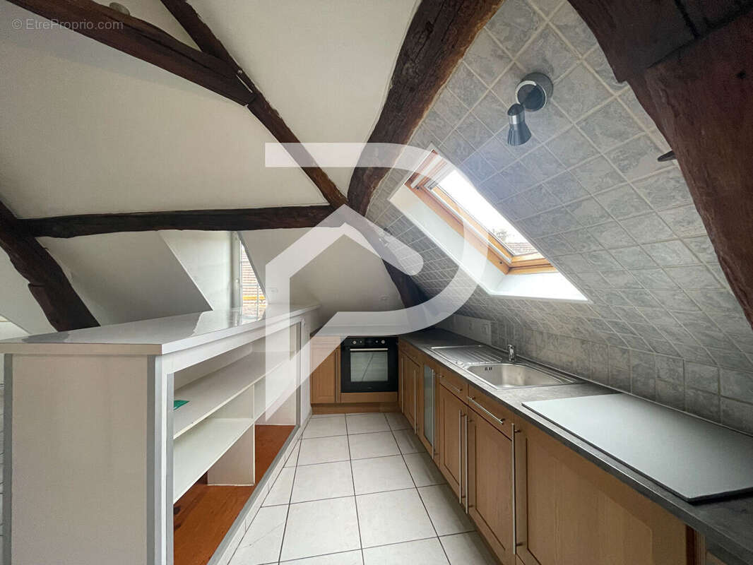 Appartement à NANTEUIL-LE-HAUDOUIN