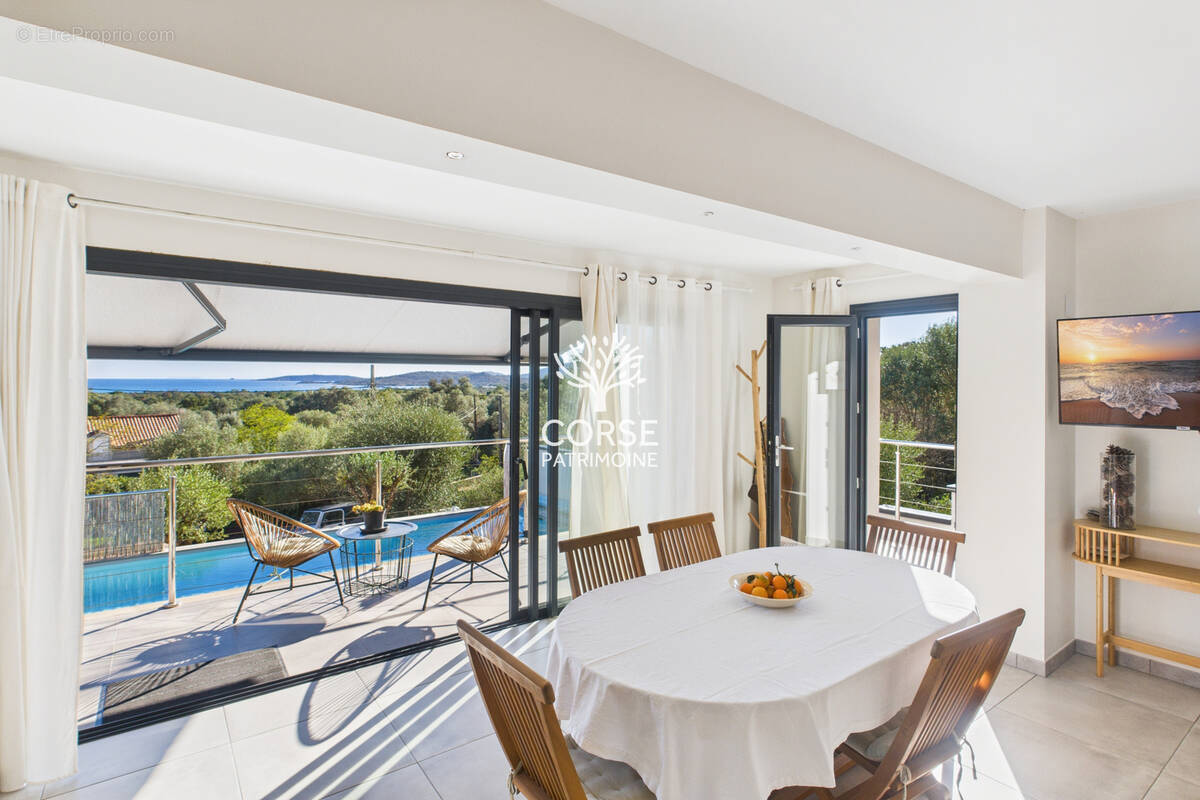 Maison à PORTO-VECCHIO
