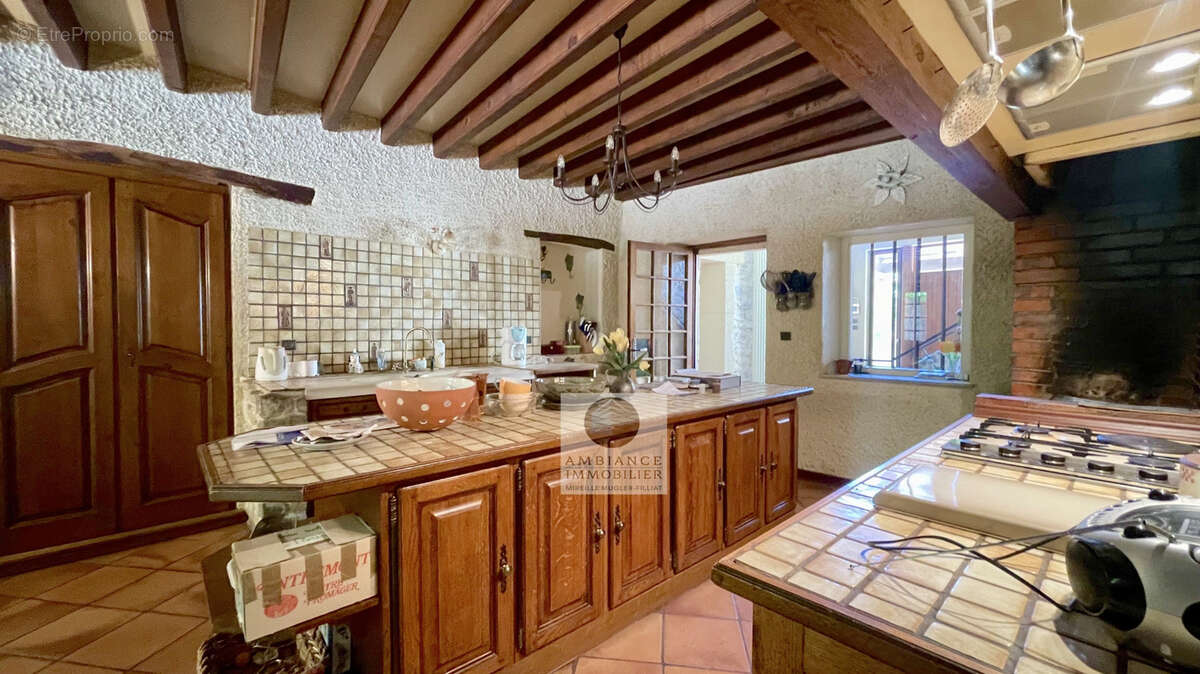 Maison à CLIOUSCLAT