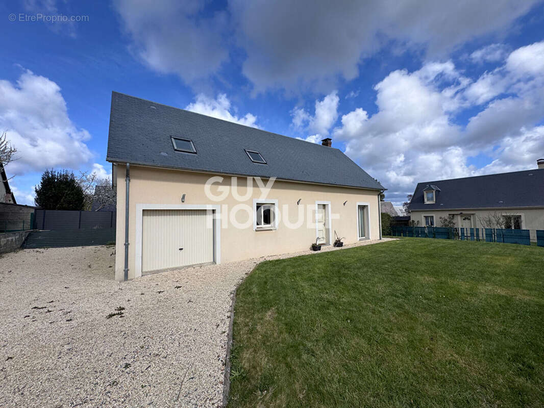 Maison à PONT-L'EVEQUE