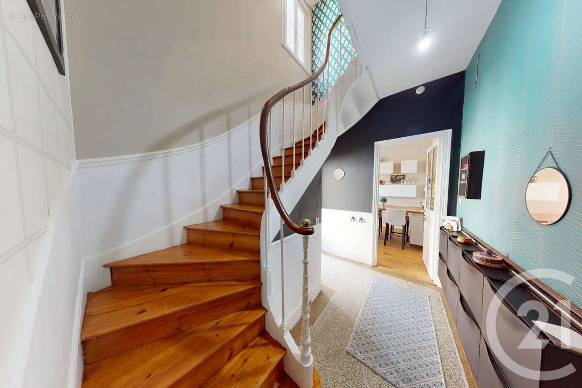 Maison à SAINT-QUENTIN