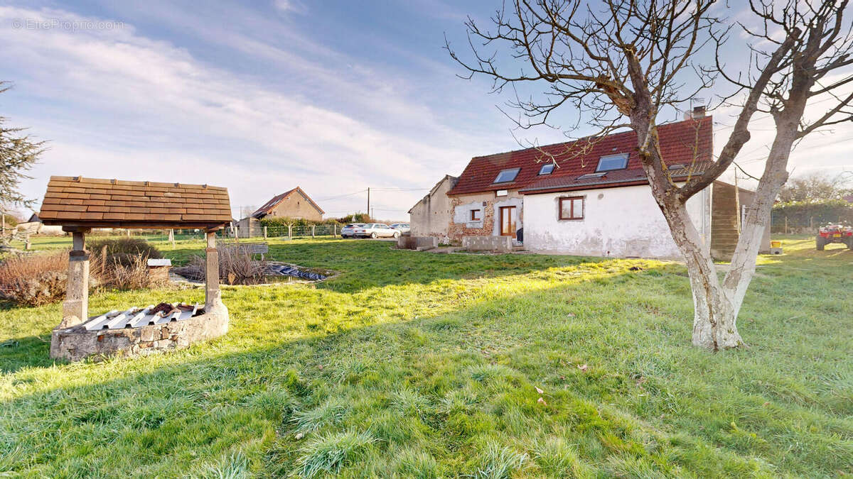 Maison à SAINT-AUBIN-SUR-LOIRE