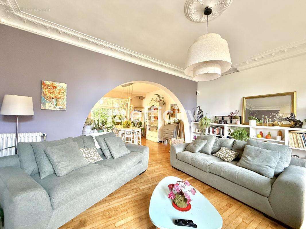 Maison 225 m² à Soissons  - photo 5