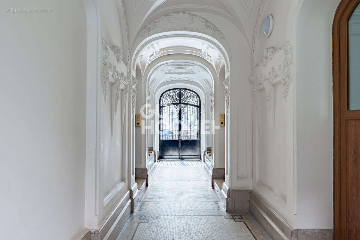 Appartement à PARIS-12E
