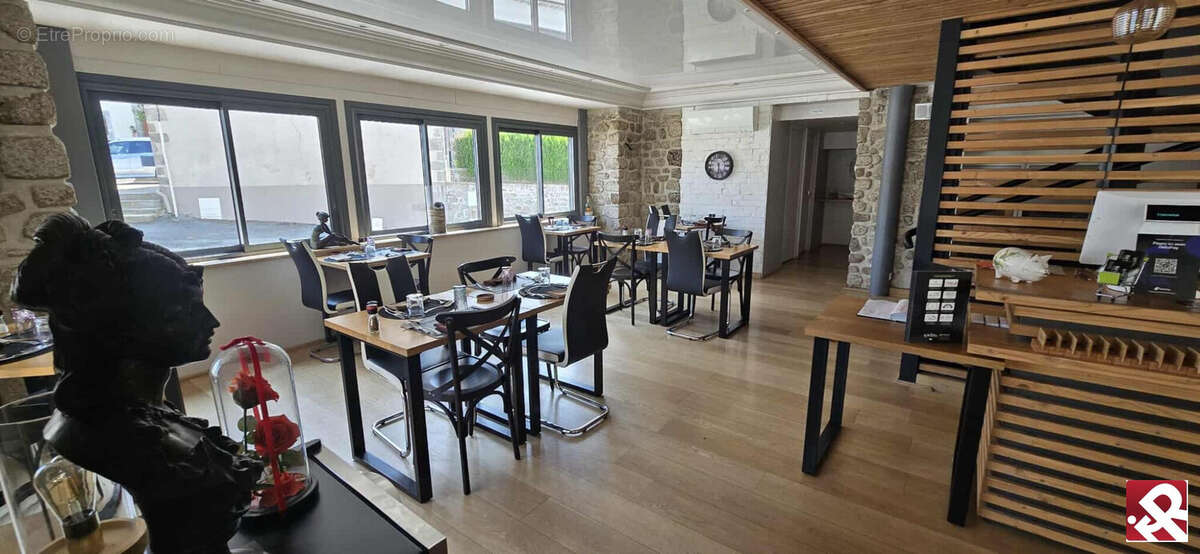 Autre à SAINTE-FEYRE