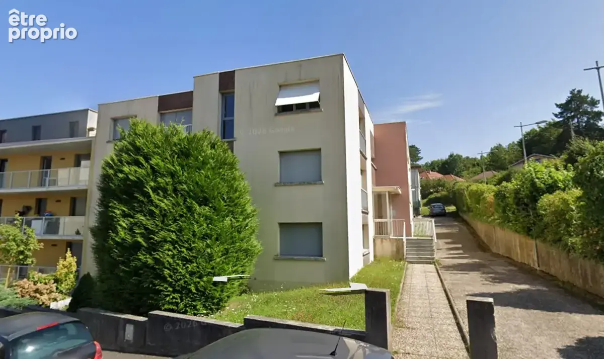 Axe velodrome brabois appartement t2 49 m2  avec cave et place de parking. - photo 1