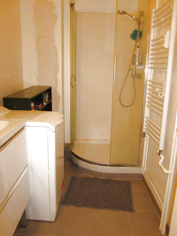 Appartement à PARIS-20E