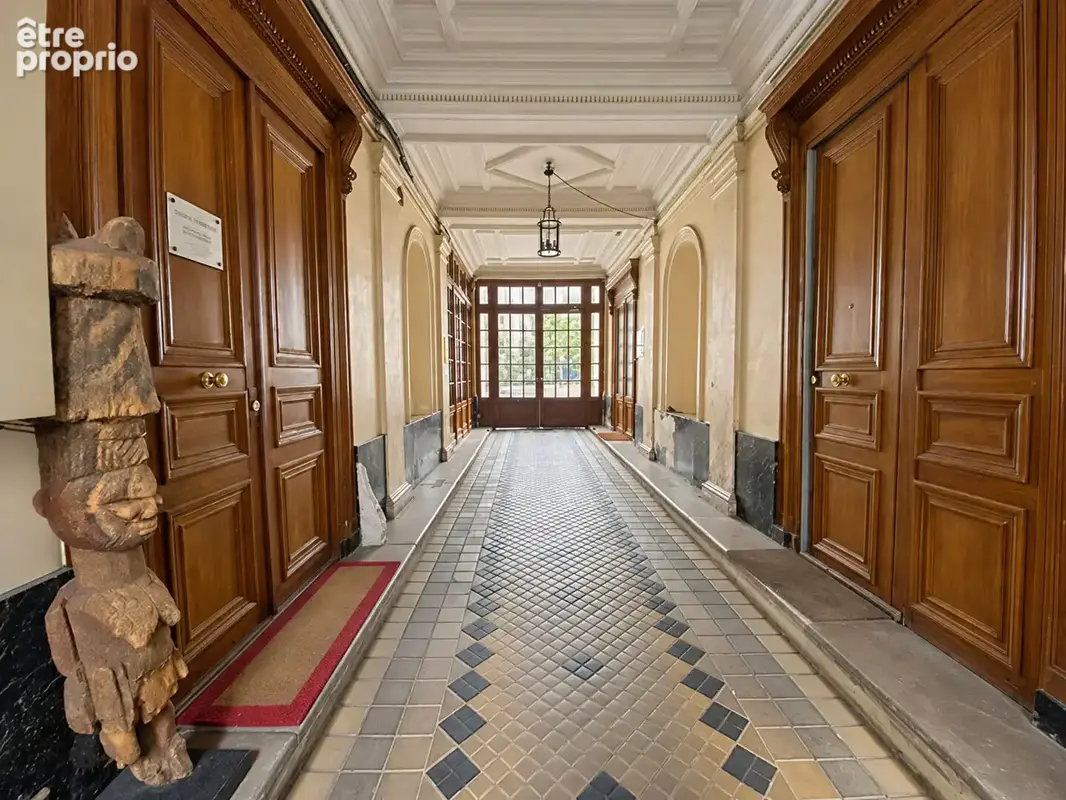 2 pièces au calme en étage élevé rue Saint Georges - photo 14