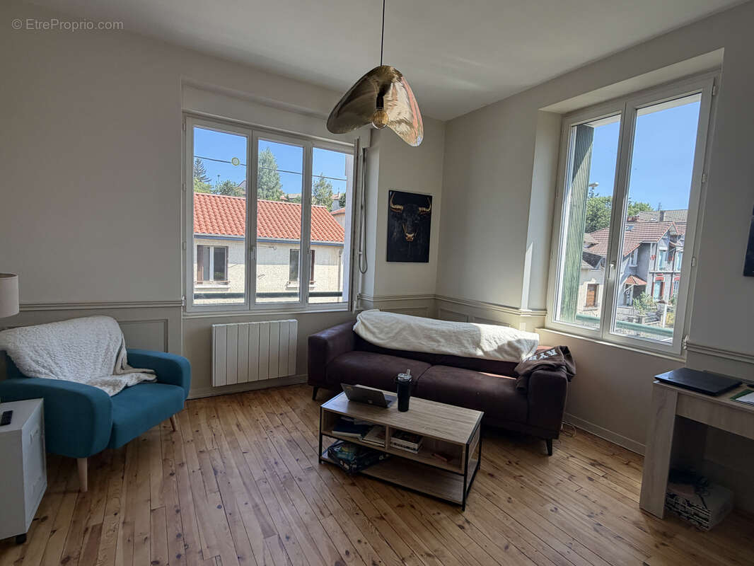 Appartement T4 de 93 m2 Lumineux, 3 chambres - Environnement calme - photo 4