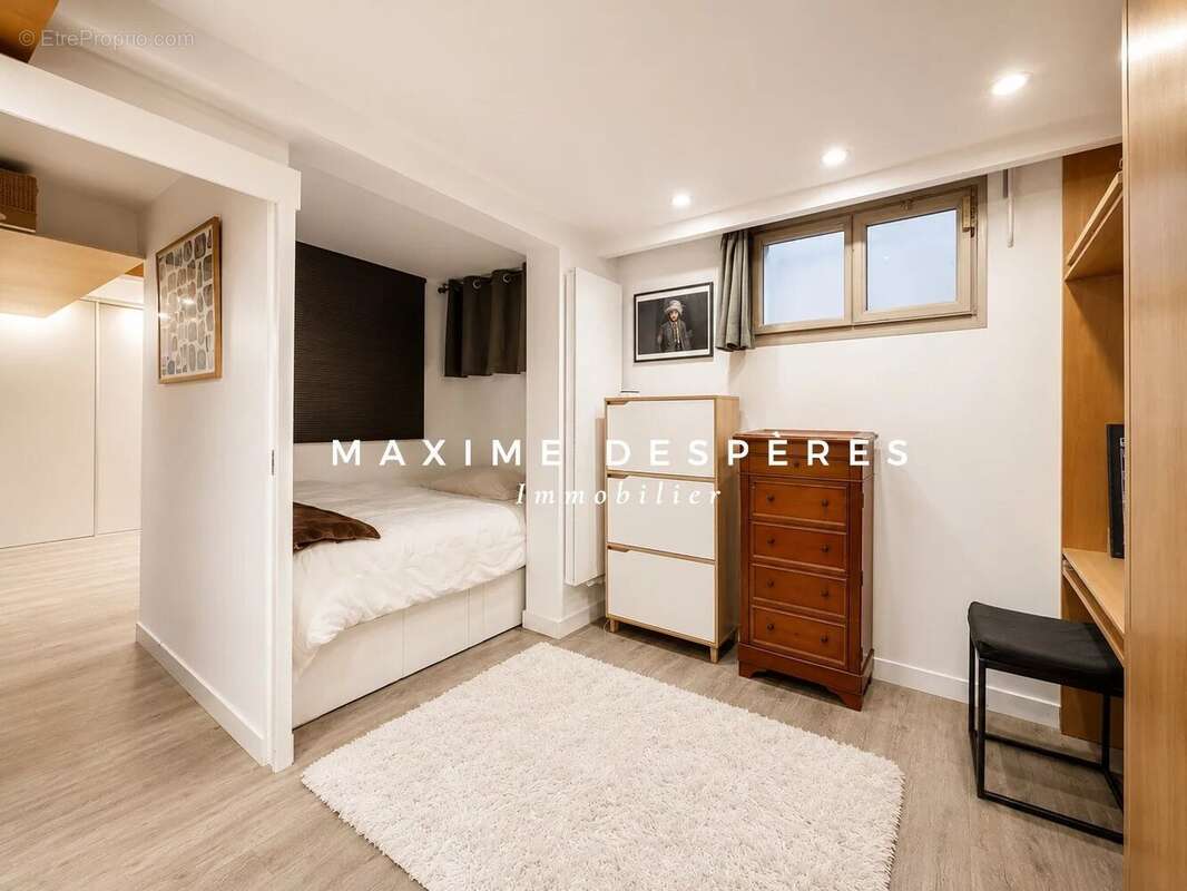 Appartement à NEUILLY-SUR-SEINE