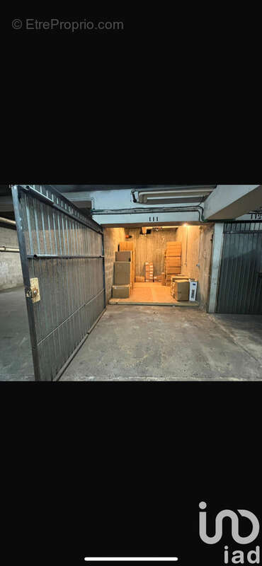 Photo 4 - Parking à PARIS-18E