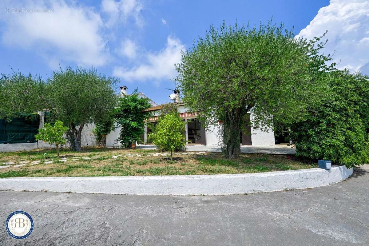 Maison à MOUGINS