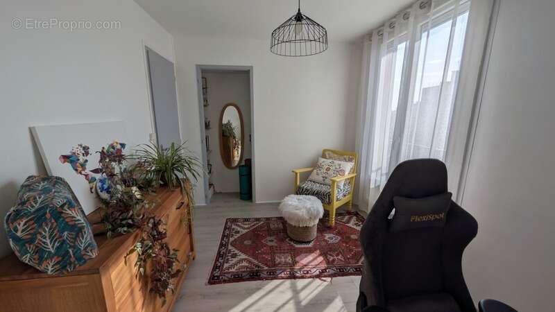Appartement à vendre 4 pièces VILLEURBANNE (69 ) Limite Lyon 6 - photo 10