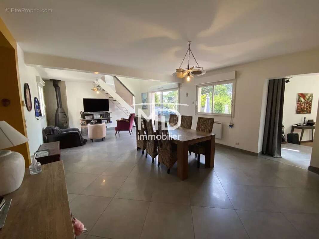 Evreux st michel - maison t7 contemporaine - photo 3