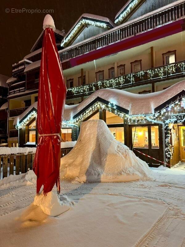 Commerce à LES MARCHES