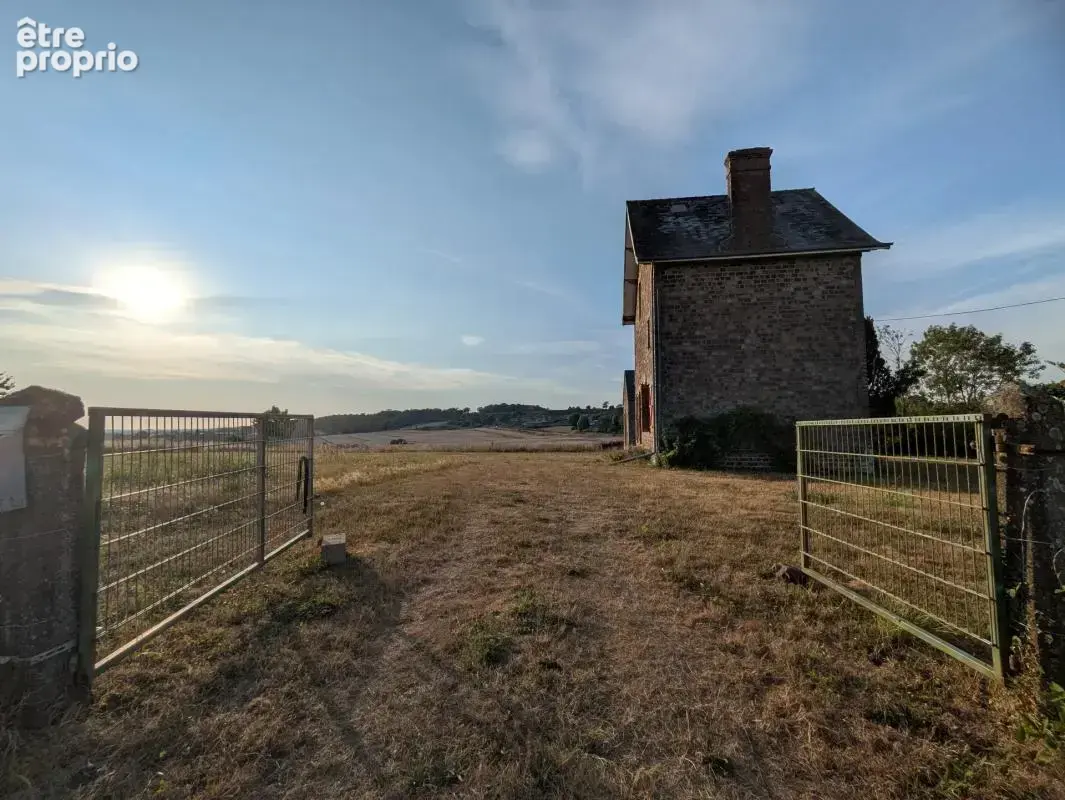 Maison de 4 pièces de 120 m² à Condé-en-Normandie - photo 8