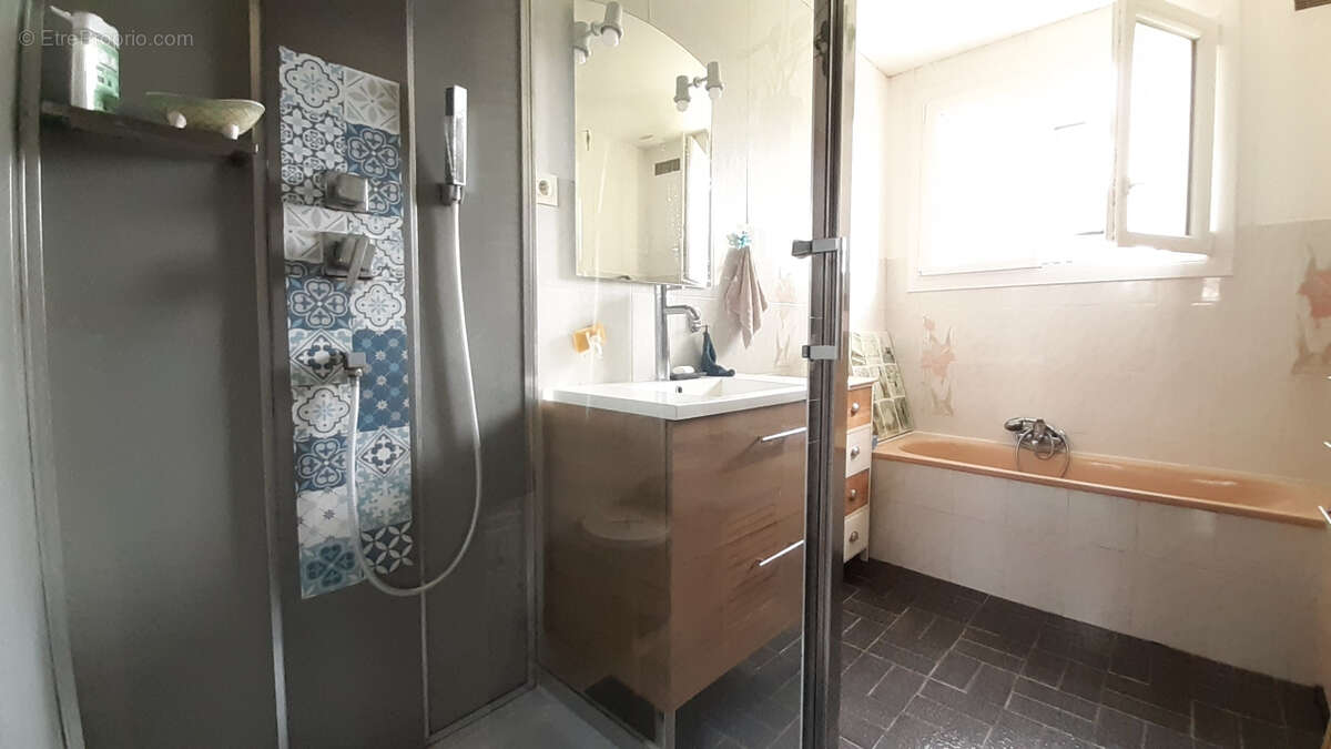 Maison à SAINT-GELAIS