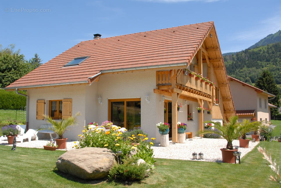 Maison à SEYTHENEX