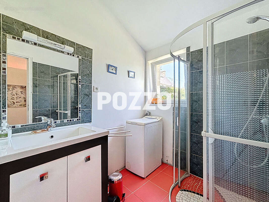 Maison à SAINT-GEORGES-DE-LA-RIVIERE