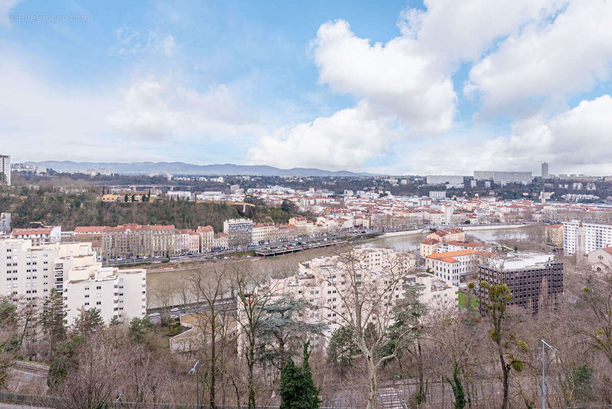 Appartement à LYON-4E