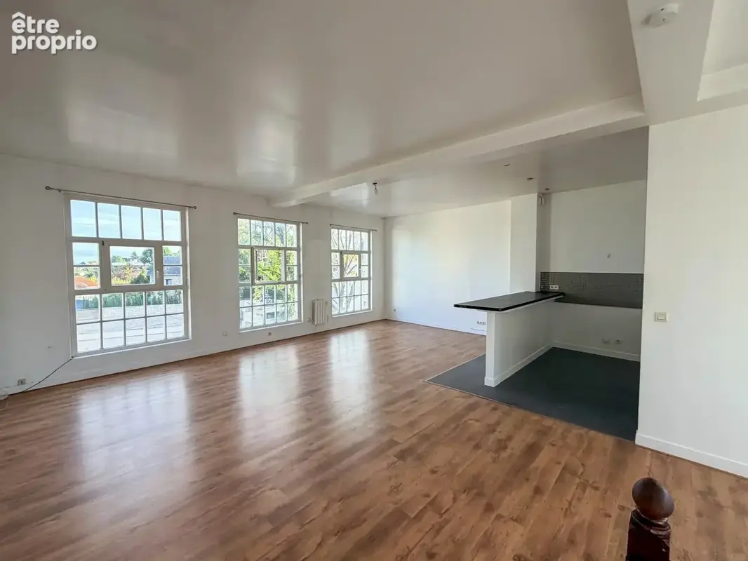 Photo Appartement à Le Raincy au prix de 335 000€