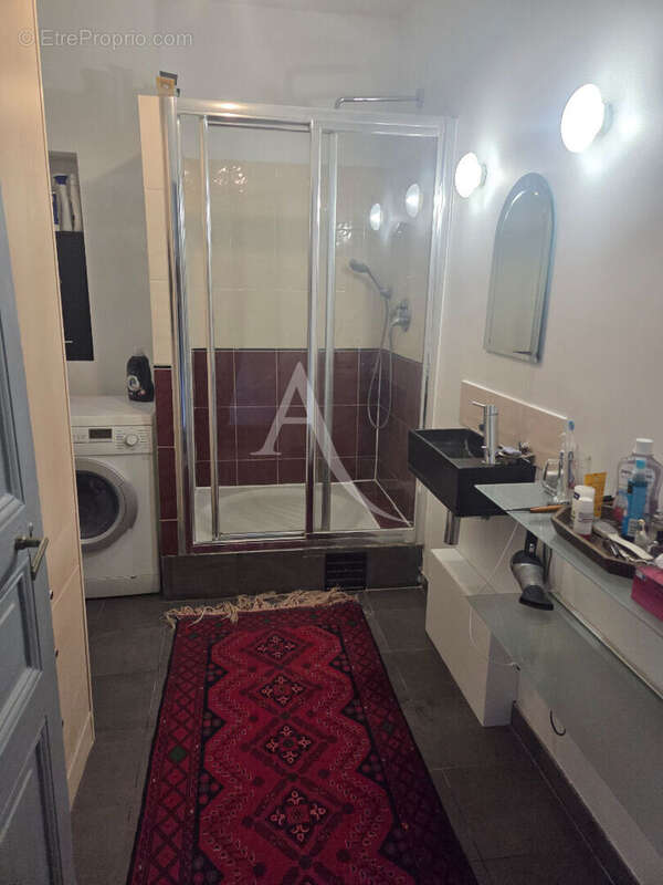 Appartement à PARIS-10E