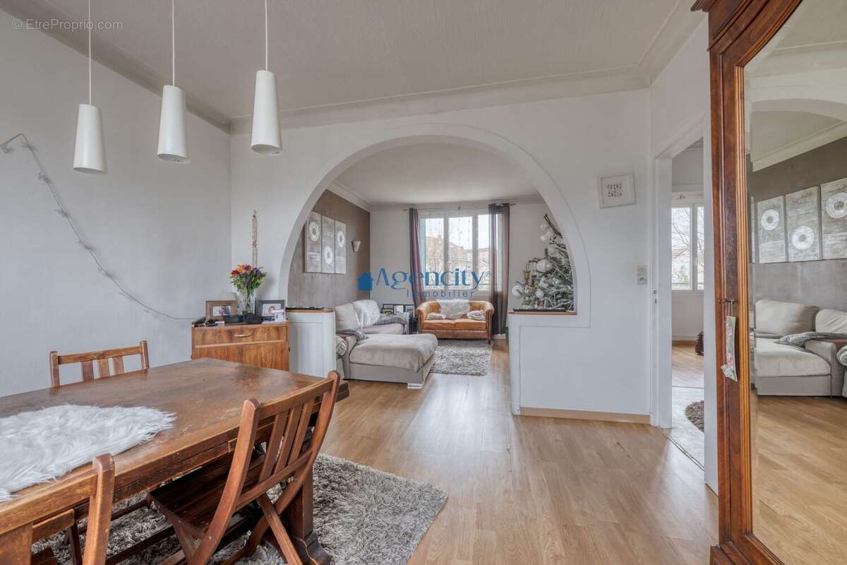 Maison à GOURNAY-SUR-MARNE