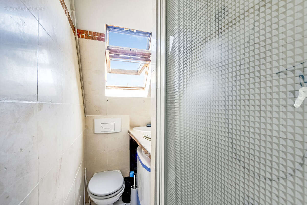 Appartement à PARIS-10E