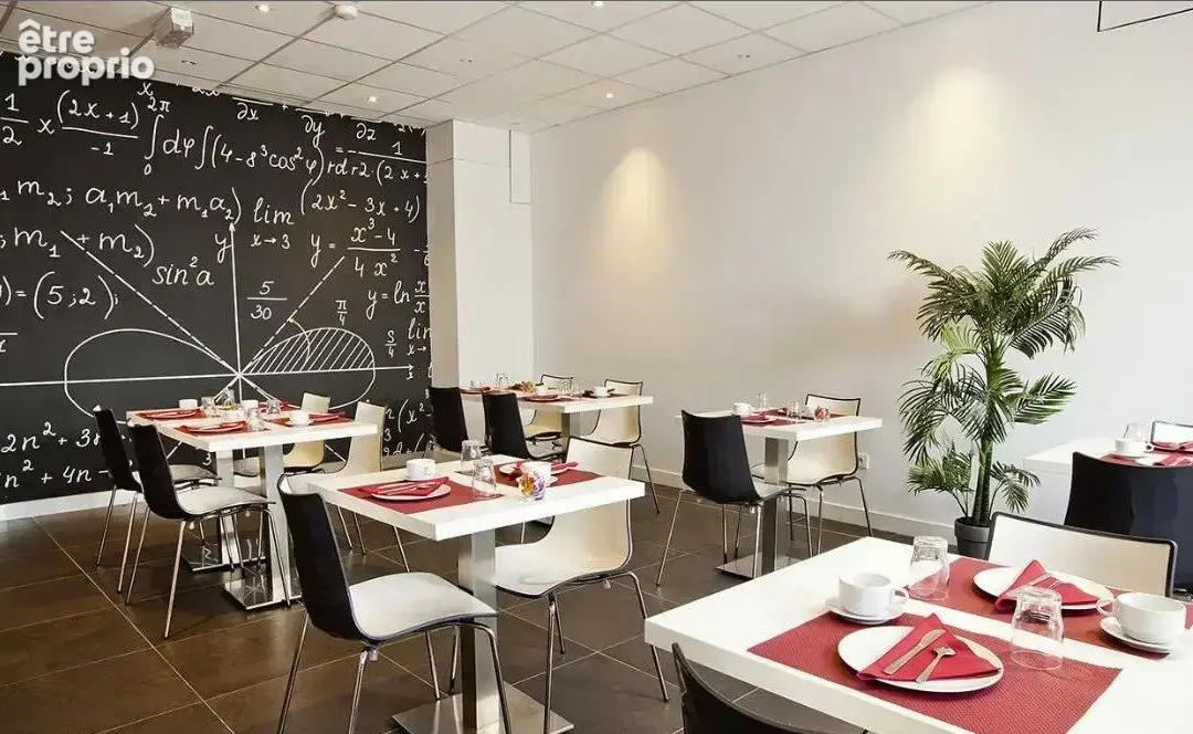 INVESTISSEMENT LOCATIF  Nanterre  Résidence étudiante Les Estudines Nanterre Université  6,18 % de rentabilité - photo 8