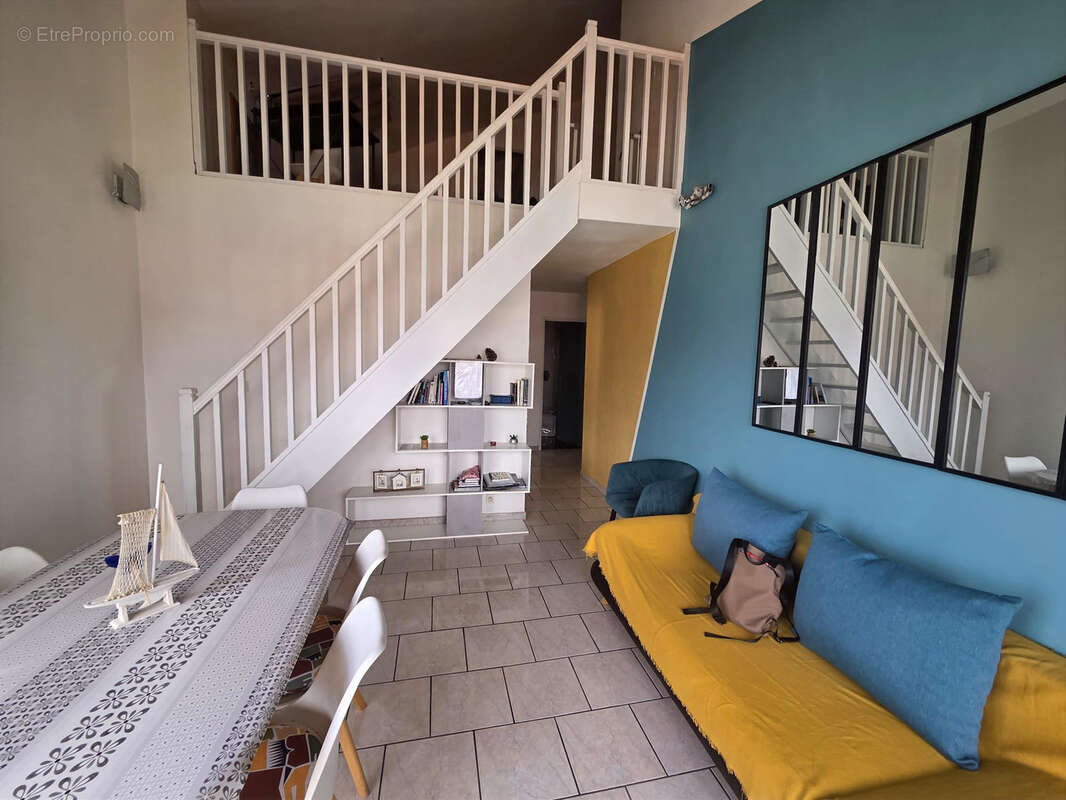 T3 en duplex sur le port de Propriano   Vue marina et golfe - photo 4