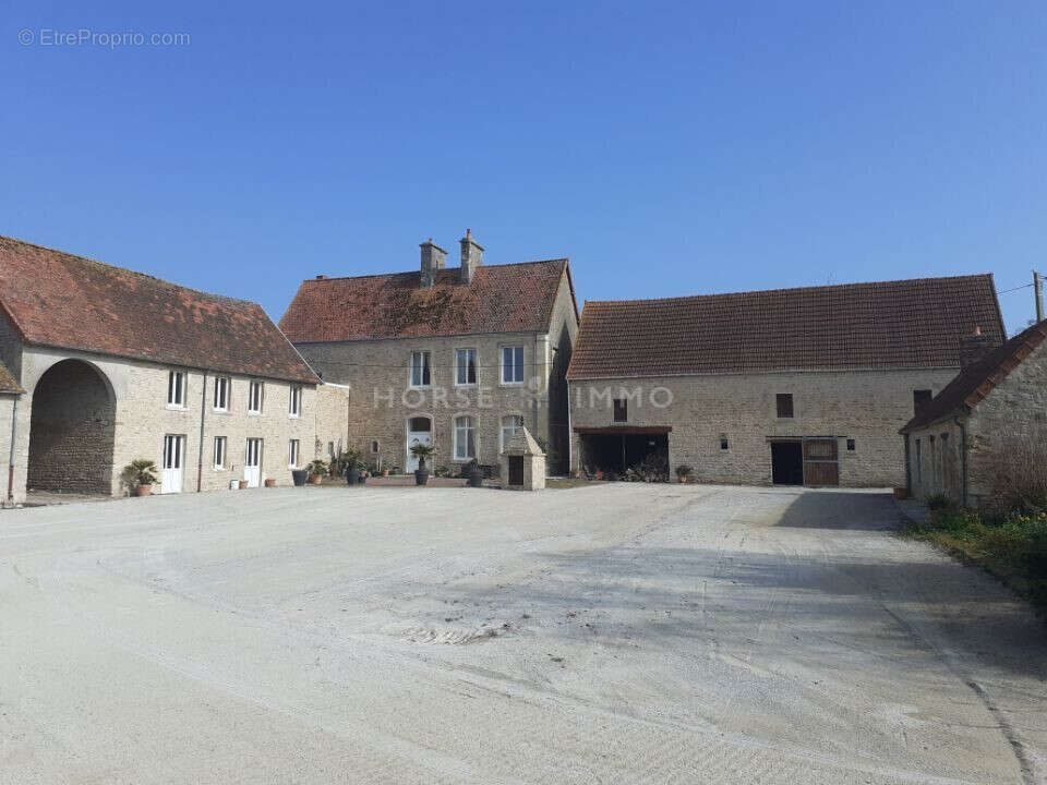 Maison à SAINTE-MERE-EGLISE