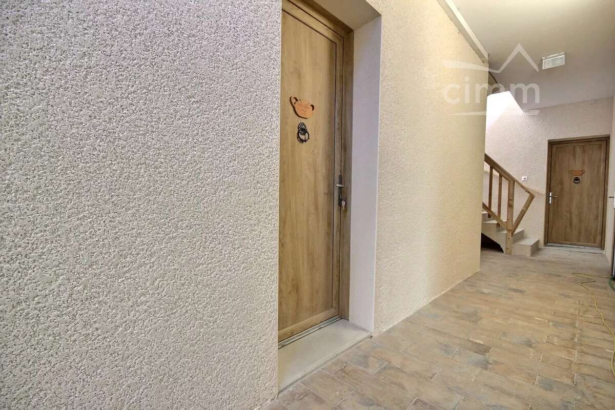 Appartement à LIVRON-SUR-DROME
