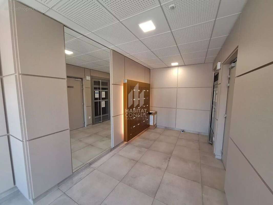 Appartement à MOIRANS