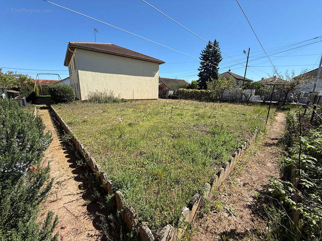 Maison 5 pièce(s) 98 m² Riorges - photo 3