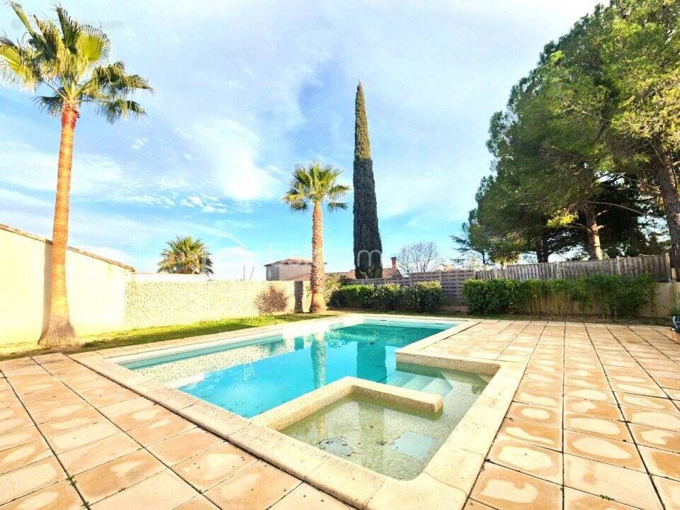 Appartement à TOURBES