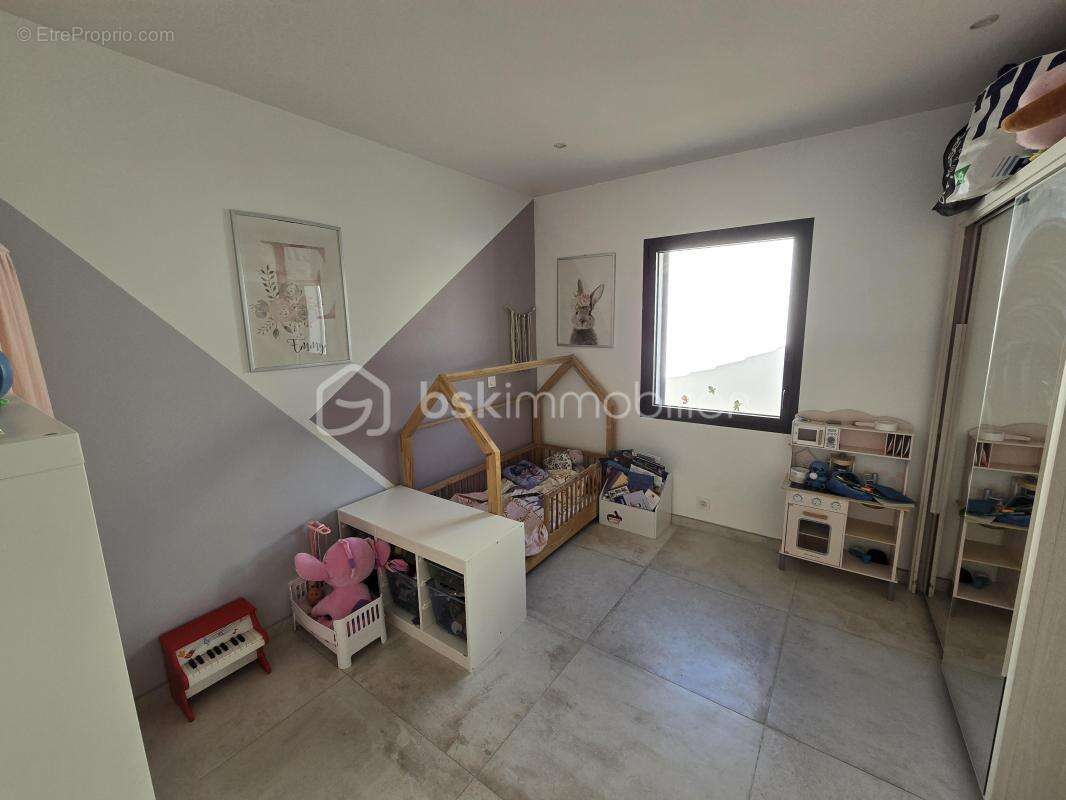 Maison t4 96 m² – terrain 535 m² – entièrement reconstruite en 2020 – piscine – garage - photo 10