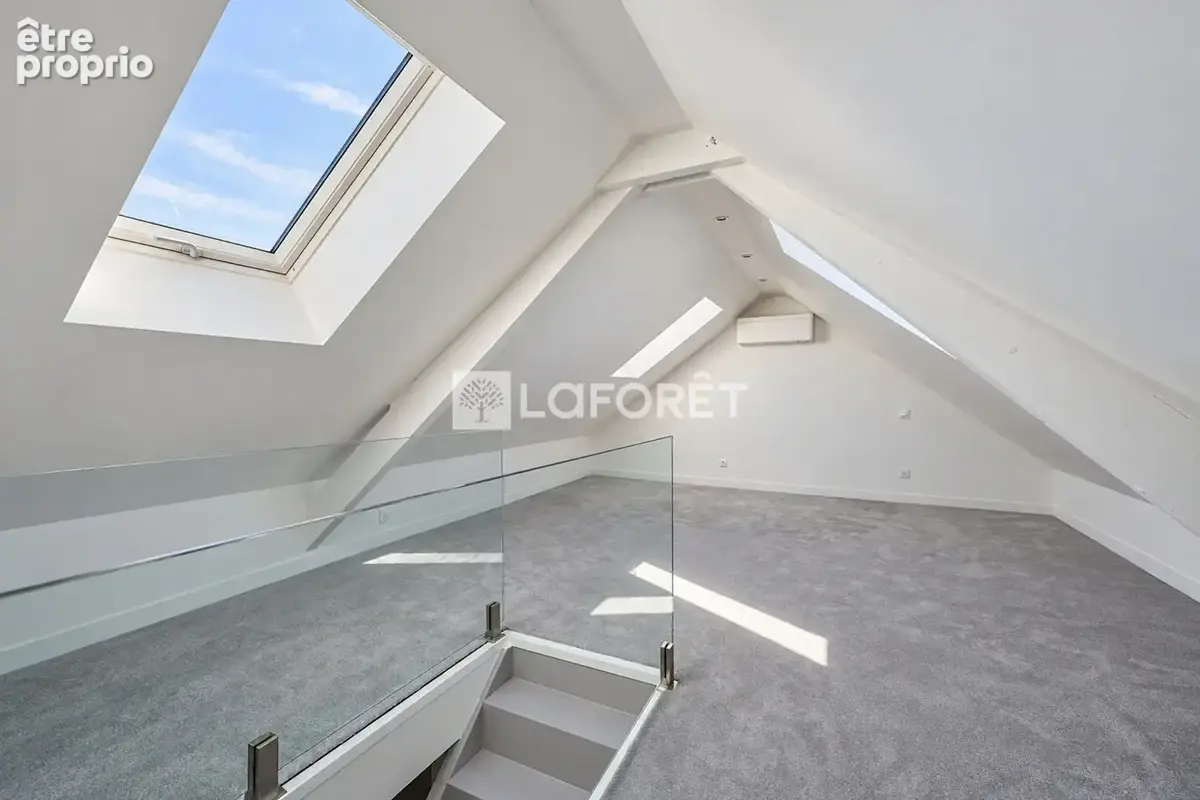 Grange d'habitation - 4 pieces - 90 m2 - photo 12