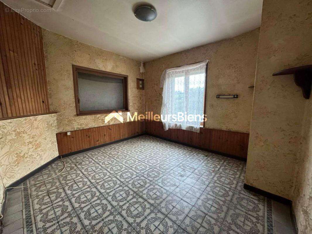 Maison à RECQUIGNIES