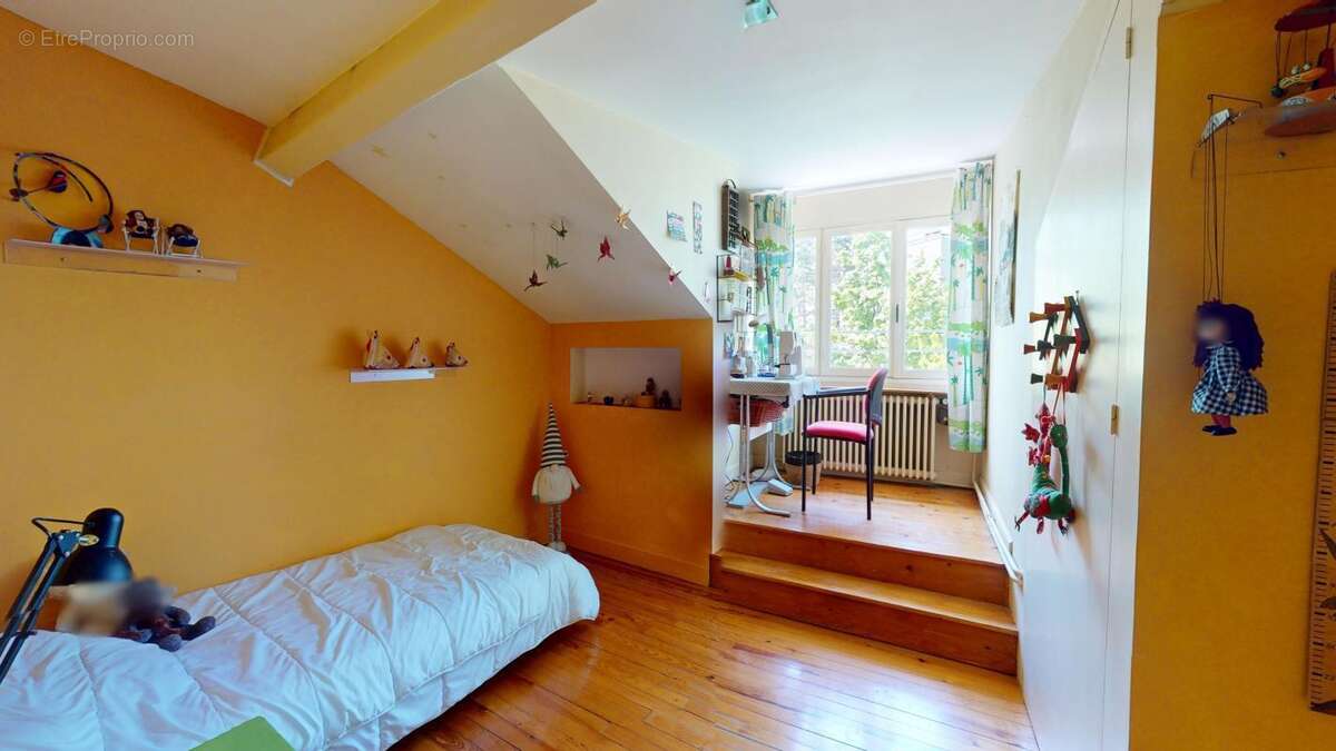 Maison à LYON-5E