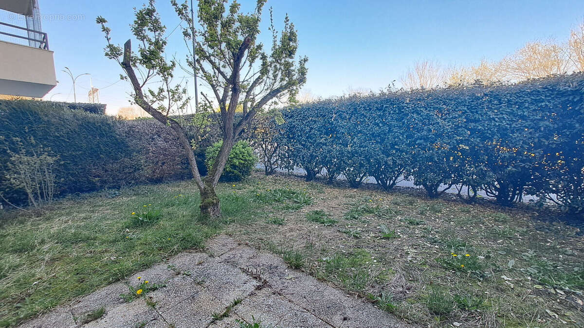 Appartement à SAINT-REMY-LES-CHEVREUSE