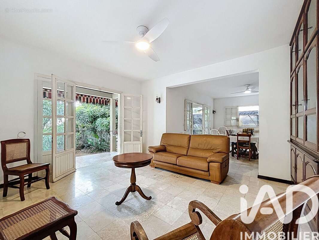 Photo 5 - Maison à SAINT-DENIS