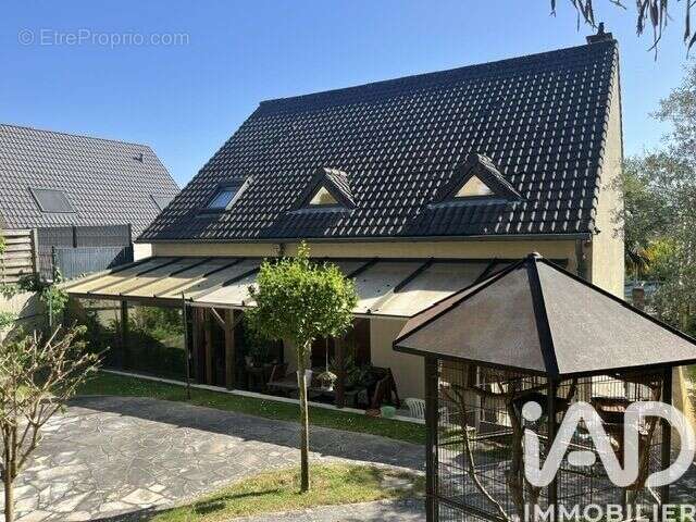 Photo 9 - Maison à CORMEILLES-EN-PARISIS