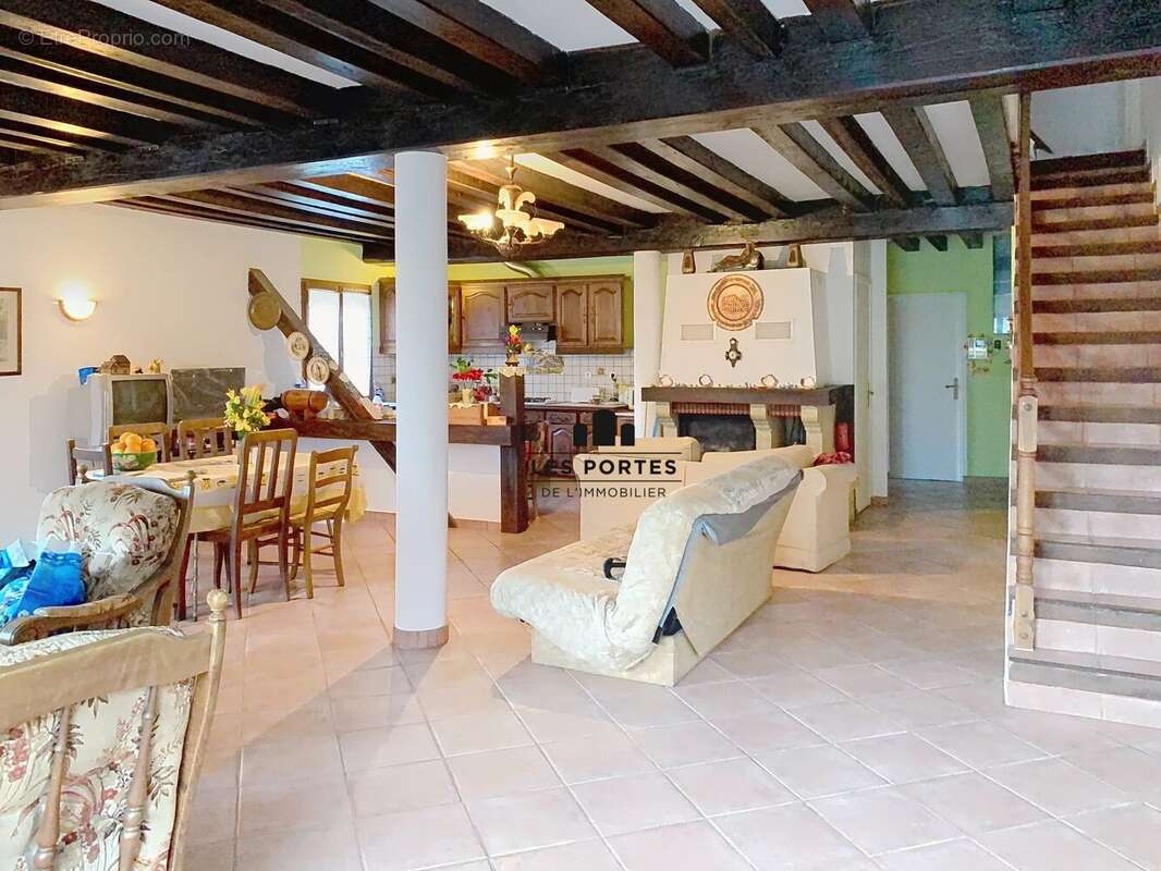 Maison 170m² 7 pièces le malesherbois (45330) - photo 2