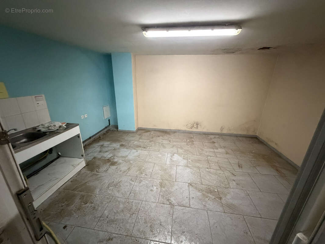 Parking à BRAY-SUR-SOMME