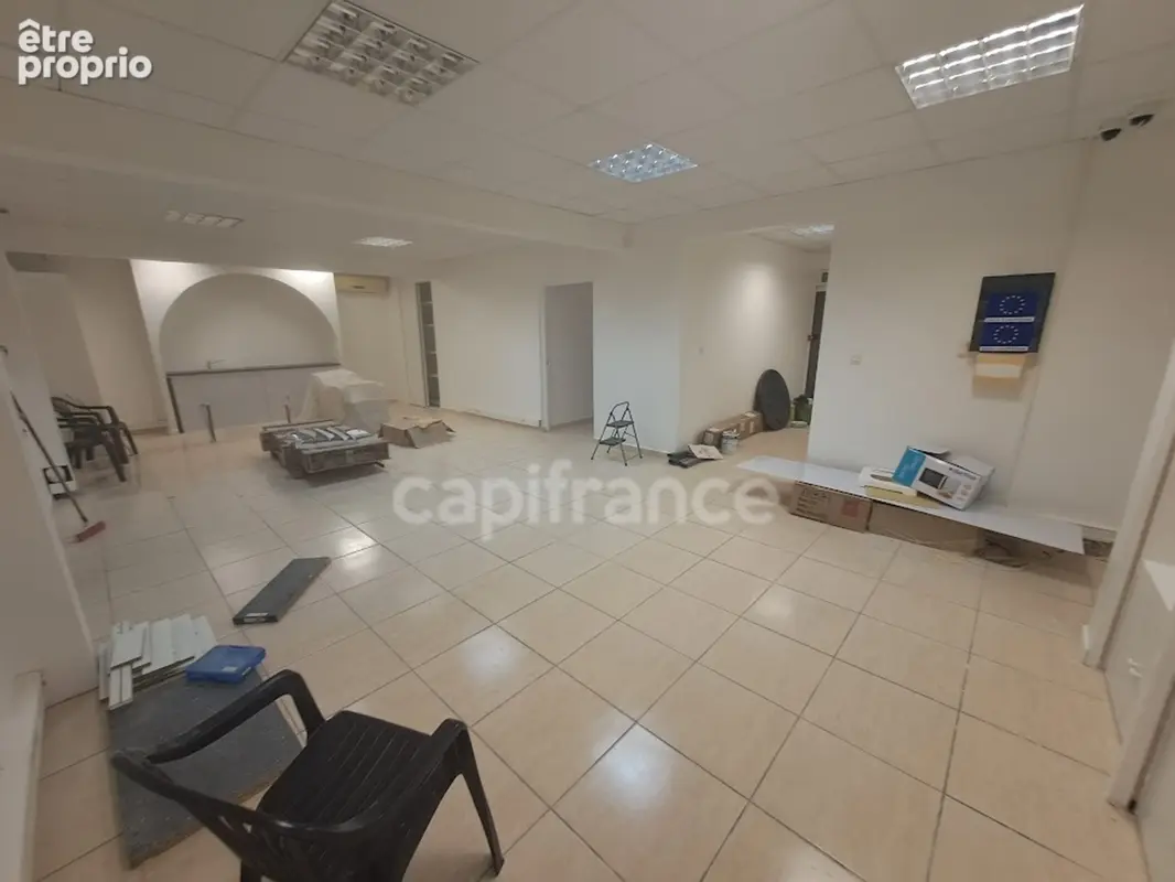 Local/bureau à vendre  (973) - photo 3