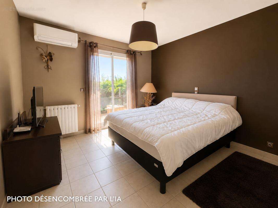 Maison 188 m² à Ribaute-Les-Tavernes  - photo 8