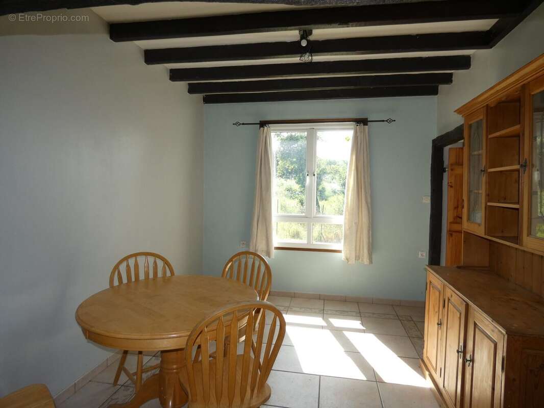 Maison 69 m² à Saint-Pardoux-Les-Cards  - photo 7