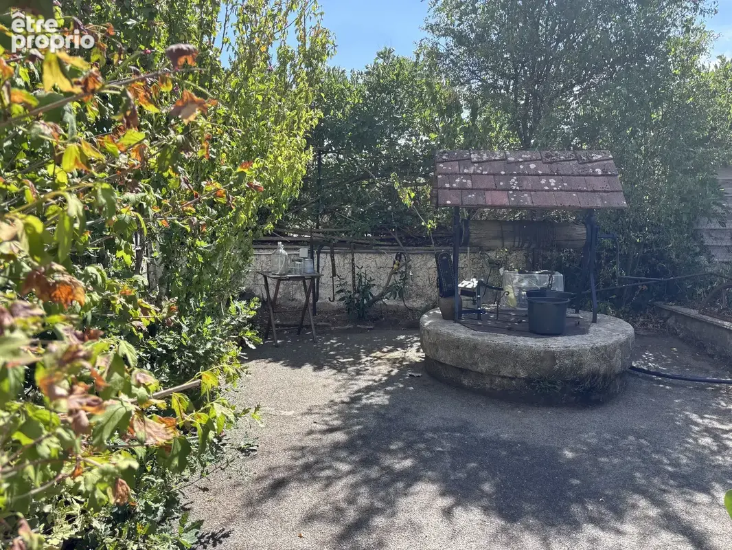 Saint-Maur - Propriété de charme sur un terrain de 5623 m2 avec belle vue et détails authentiques - photo 30