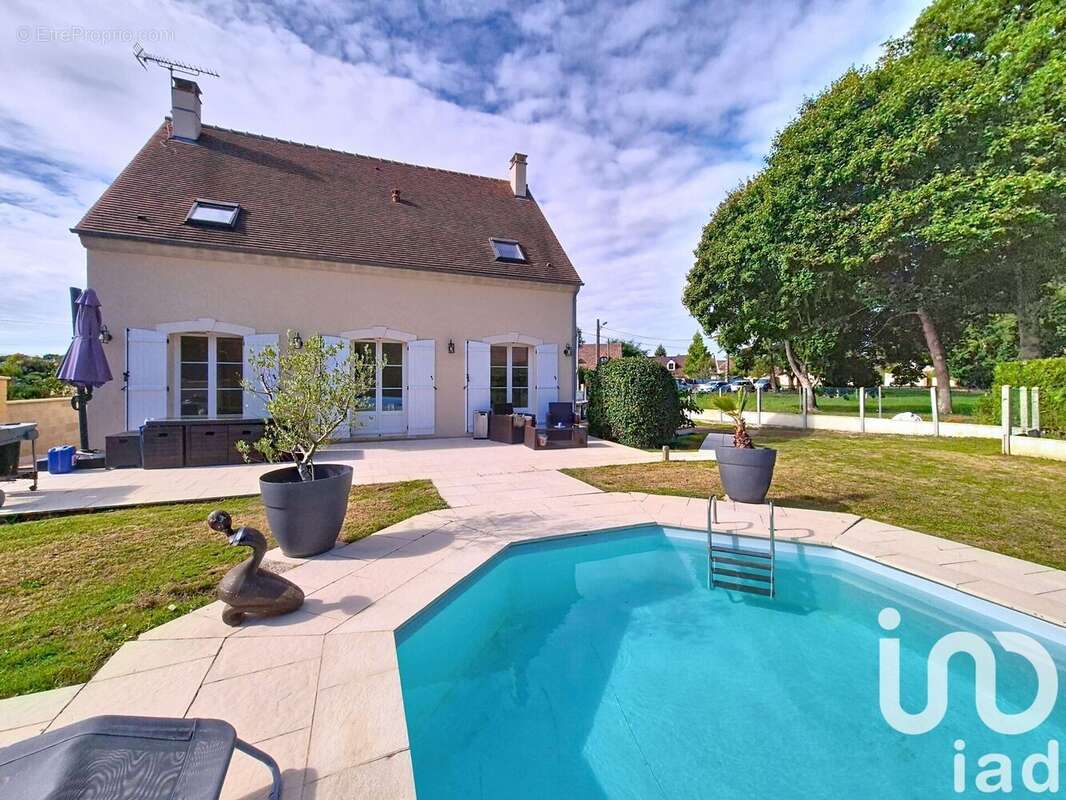 Photo 3 - Maison à SAINT-FARGEAU-PONTHIERRY