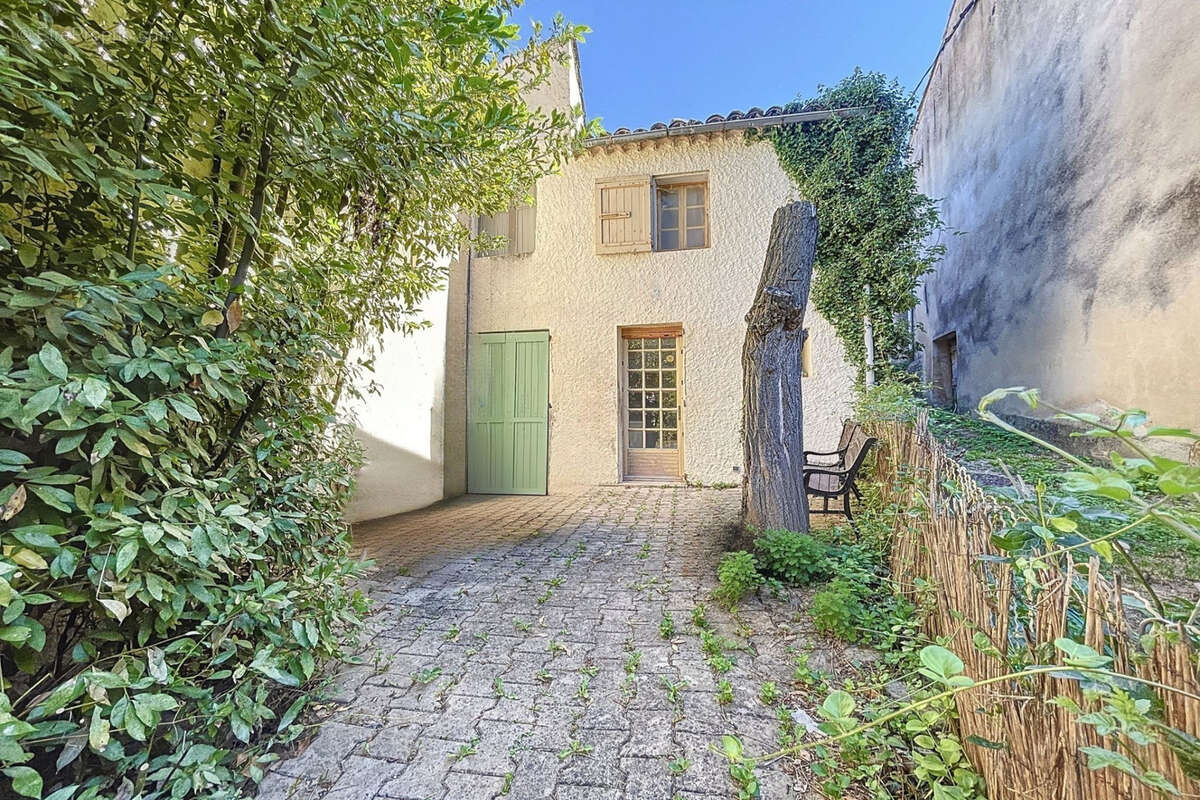 Maison à SAINT-MARTIN-DE-CASTILLON